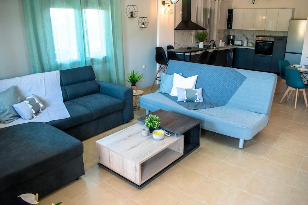 Md Residence Near The Beach W Bbq And Private Parking ヘルソニソス エクステリア 写真