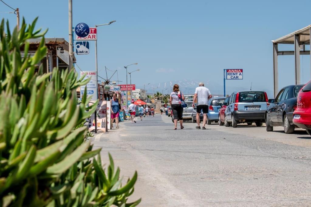 Md Residence Near The Beach W Bbq And Private Parking ヘルソニソス エクステリア 写真
