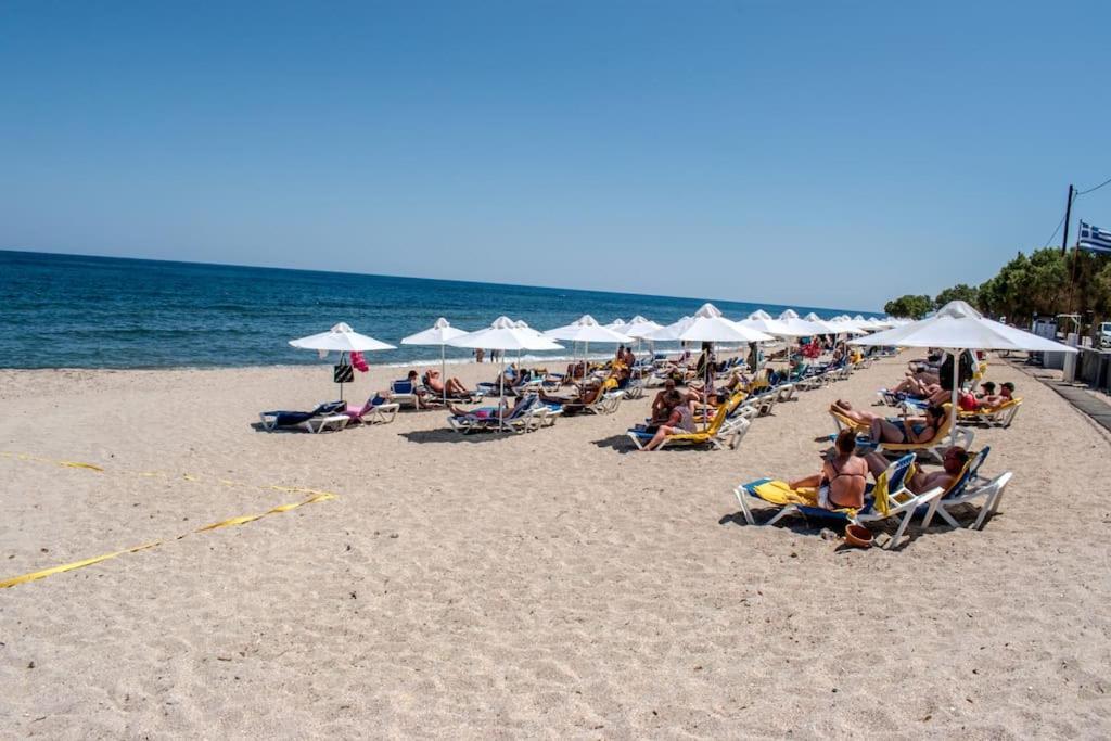 Md Residence Near The Beach W Bbq And Private Parking ヘルソニソス エクステリア 写真
